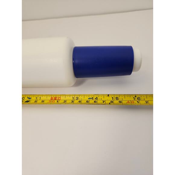 Tupperware Vintage Rolling Pin Fill N Chill  Hot Or Cold 16" Plastic Blue/White - Picture 7 of 8